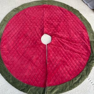 Pottery Barn Red and Green Velvet Quilted Tree Skirt. 60”. (Missing 2 buttons)